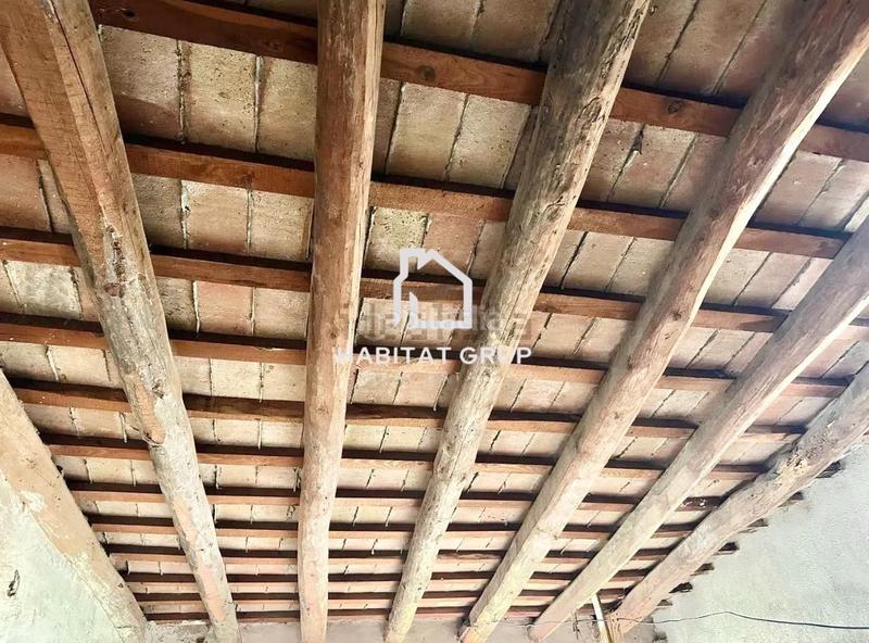 Foto 17f8c69a-3b3d-4857-aeaf-fbc29b2b6c17. Casa adossada a Valls