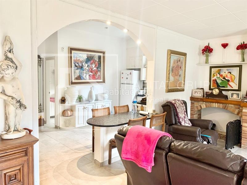 Foto 04314c23-d96e-4147-a0dc-30008e7499ff. Casa a Centre-Barri Vell Girona