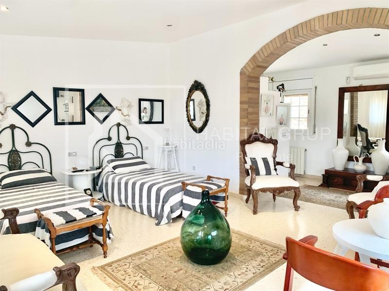 Foto 2b9ed866-e53e-4c0f-ab76-da29d2510275. Casa a Centre-Barri Vell Girona