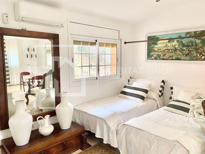 Foto 5ce2a558-f0aa-4431-891d-b26f0ccd8c91. Casa a Centre-Barri Vell Girona