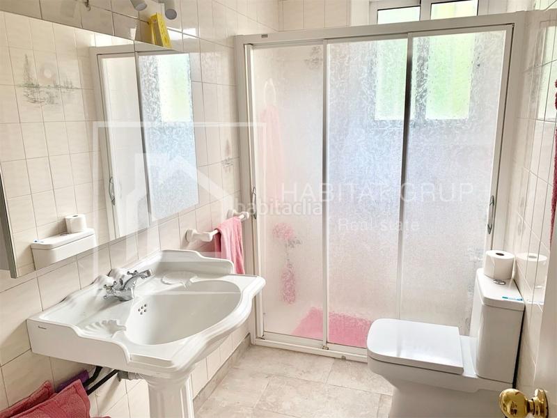 Foto 7a6e8481-1eaf-47fd-98b1-01fd73c3dcfb. Casa a Centre-Barri Vell Girona