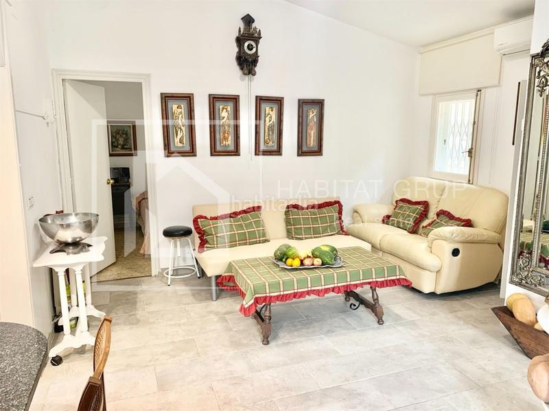 Foto d9461a6f-0b89-4ab6-be79-ec51bad9b28e. Casa a Centre-Barri Vell Girona