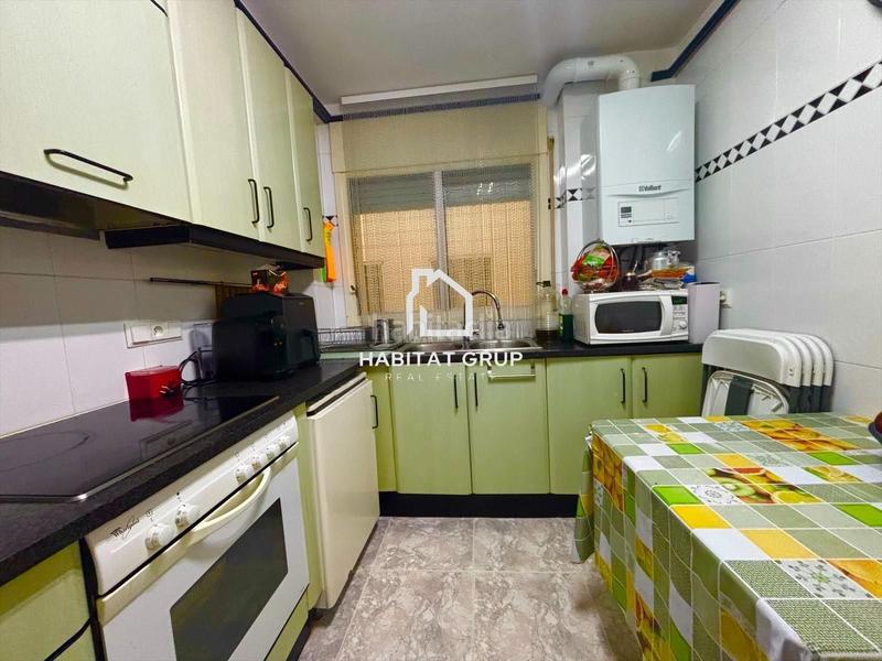 Foto 6c5f9f9c-d645-4b51-8d44-c71e0fea5ac0. Flat with heating in Centre Salt