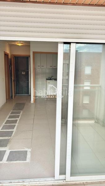 Foto b954a130-68a6-4bdf-9c6a-4a24925ab92f. Estudi amb piscina a Ampolla (L´)