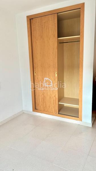 Foto caef3b9d-aa17-4acc-8232-050b2820bc0c. Estudi amb piscina a Ampolla (L´)