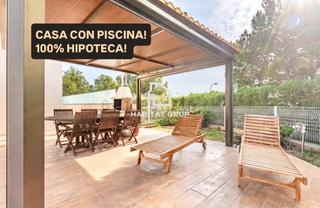 Semi detached house in Ampolla (L´). Casa adosada en lampolla