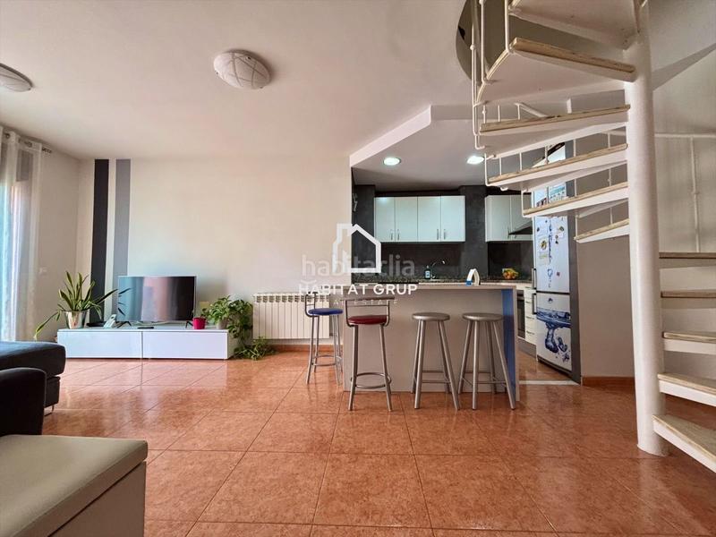 Foto 7a988e80-ef0f-40d5-8dea-db9862904802. Dúplex amb calefacció a Llagostera