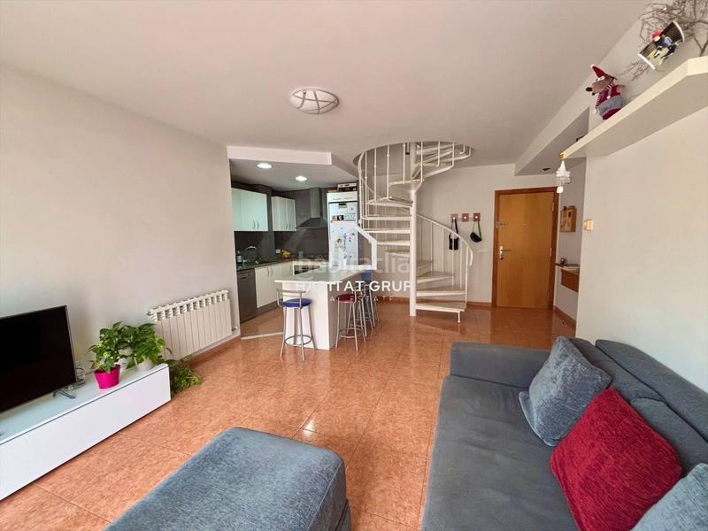 Foto b7951dd2-6a28-435c-8fd2-7d648759e5c9. Dúplex amb calefacció a Llagostera