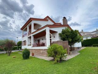 Casa a Palau. Casa en girona