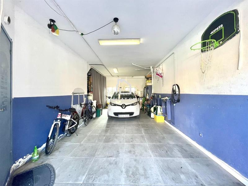 Foto 3a034712-d82e-4179-ab37-1df67a9b77b8. Reihenhaus mit heizung pool in Quart