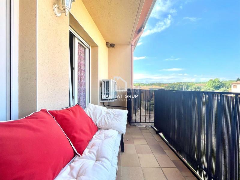 Foto 410f1f86-166f-4b8c-b4d1-82f8475f7fb1. Reihenhaus mit heizung pool in Quart