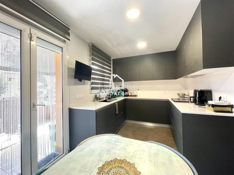 Foto 5ccb53ef-c3d2-462f-91cb-74abb9b27976. Reihenhaus mit heizung pool in Quart