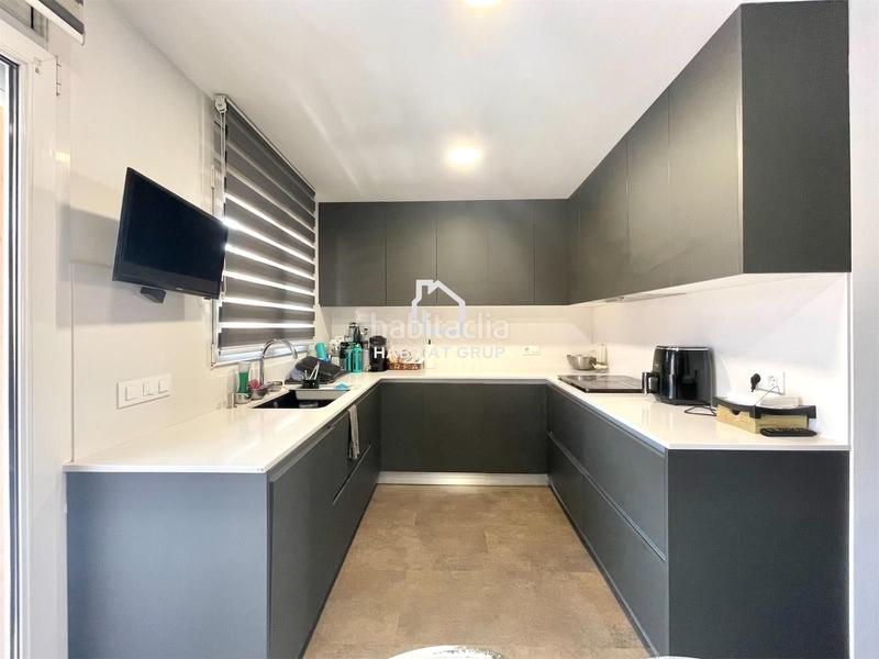 Foto c7297b15-ca66-479b-993f-c900728993de. Reihenhaus mit heizung pool in Quart