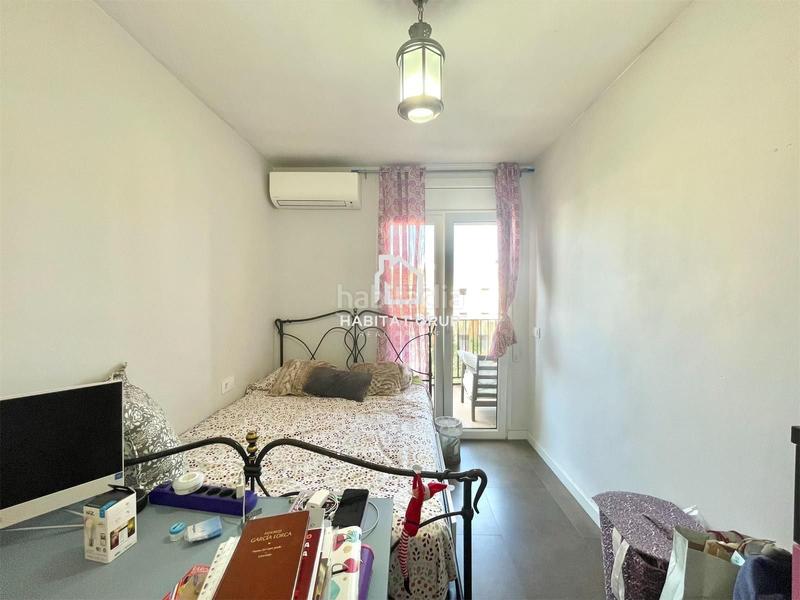 Foto f40815e6-3114-4737-b544-a095d0b01a8d. Reihenhaus mit heizung pool in Quart