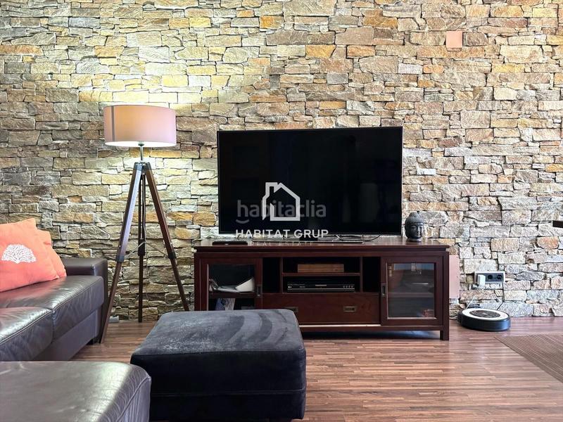 Foto b21f9bb1-765d-4ca5-89ab-39c00972064c. Piso  en Eixample Sud-Migdia Girona