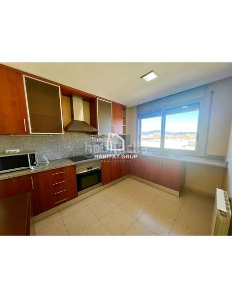 Foto 38655631-27f6-4003-80c9-c57bdcd6bd33. Pis amb calefacció a Barri dels Escriptors Salt