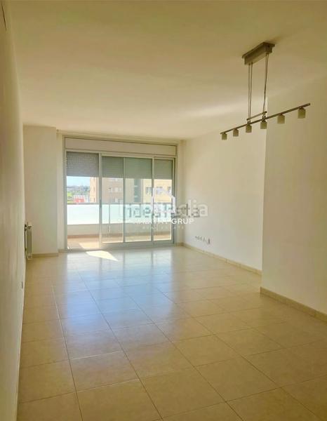 Foto 3d3ac114-0427-4303-99e7-47c02abe3d8e. Pis amb calefacció a Barri dels Escriptors Salt