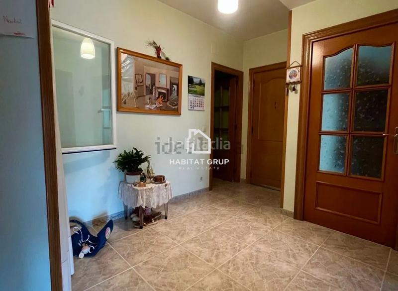 Foto ccde5e0d-5d72-46cb-838b-7e55b8f9c156. Piso en Sant Narcis Girona