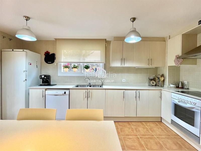 Foto 17715024-8c3b-4538-a170-9865ffd04769. Haus mit heizung pool in Palol de Revardit