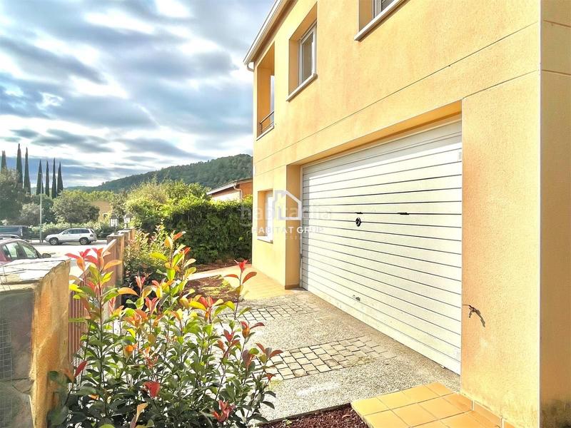 Foto 89998d43-0ee2-4e8b-bada-bffdac3c9364. Haus mit heizung pool in Palol de Revardit