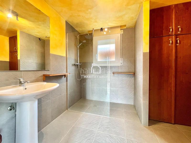 Foto 995f33f0-507b-4602-94b2-b6dd58ccbbb2. Haus mit heizung pool in Palol de Revardit