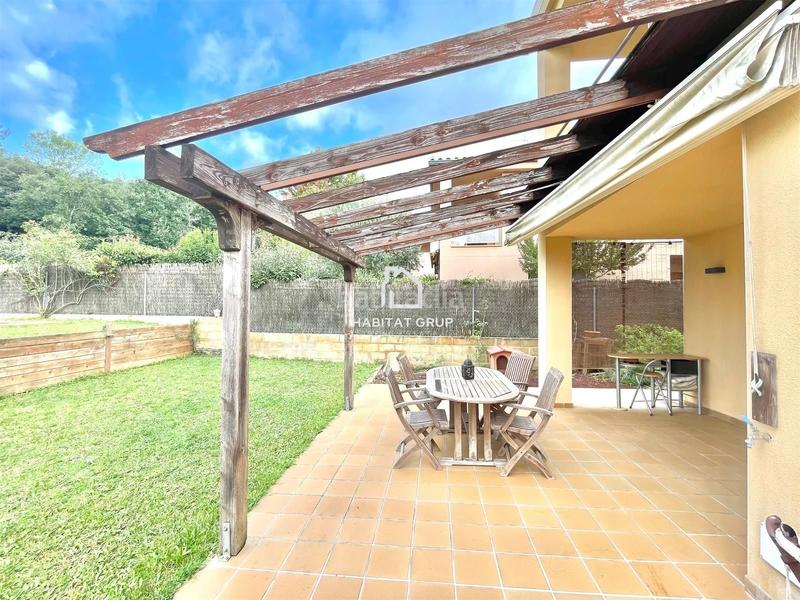 Foto cd7c4bff-5afb-4bac-9b45-86bb27fd9364. Haus mit heizung pool in Palol de Revardit