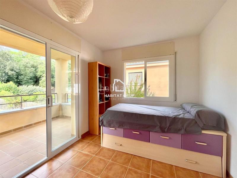 Foto e14faef3-a387-429d-95ae-0118685eb6ac. Haus mit heizung pool in Palol de Revardit