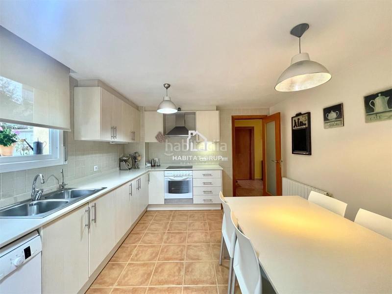 Foto e648364d-2a61-444f-a457-5c3990048009. Haus mit heizung pool in Palol de Revardit