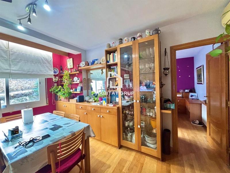 Foto 26eac241-a620-4f2a-bd80-15d13fef95e0. Piso en Carmel Barcelona