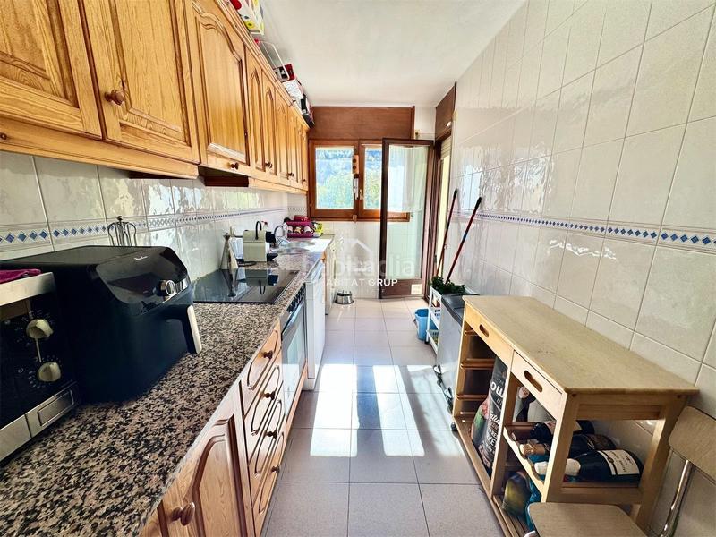 Foto 01d332ae-9905-4791-9c0b-f6d000afecd4. Etagenwohnung mit heizung in Montellà i Martinet