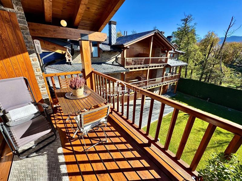 Foto 22ec6b6f-e7d6-4c12-901e-86a31ddd1438. Duplex con riscaldamento piscina in Puigcerdà