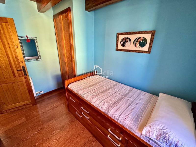 Foto 5d4e87f1-fc7c-44ef-908f-37217c304ad7. Duplex con riscaldamento piscina in Puigcerdà