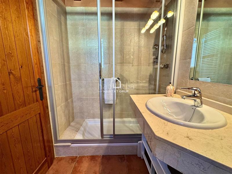 Foto a7d16e08-22c6-483e-949e-83e3cea85ead. Duplex con riscaldamento piscina in Puigcerdà