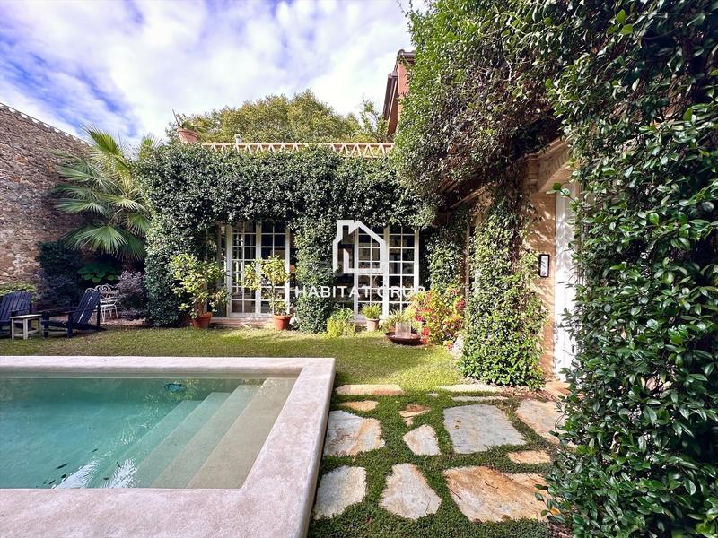 Foto ba18980e-2b27-4654-abb5-5c47fffa6531. Casa con riscaldamento piscina in Corçà