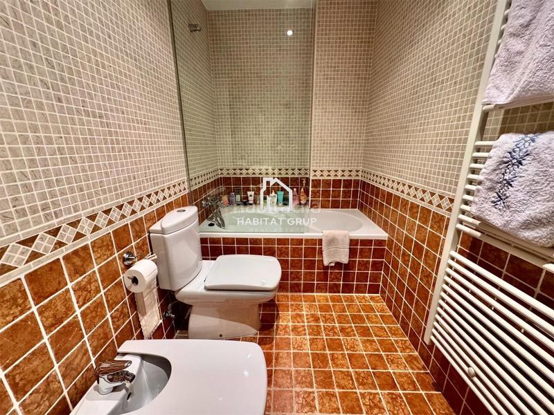 Foto 85ee4cd5-3212-42df-a8bd-85a13328743d. Zweistöckige wohnung mit heizung in Molina (La)