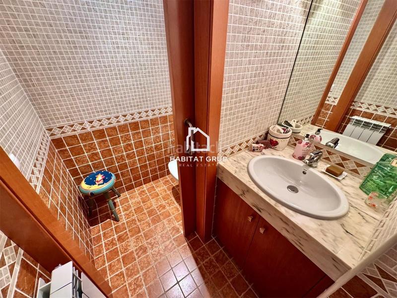 Foto 97a29885-8fd6-4ee3-ac49-6641f48a2831. Zweistöckige wohnung mit heizung in Molina (La)