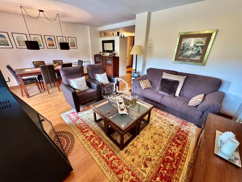 Foto f3a95e35-ab69-4bc7-8b61-380f36a331b4. Zweistöckige wohnung mit heizung in Molina (La)