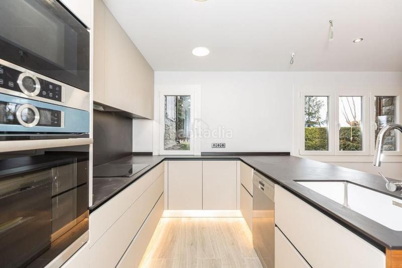 Foto 81d8cc49-2ae8-4a59-afde-42eab03cf63f. Appartamento con riscaldamento in Alp