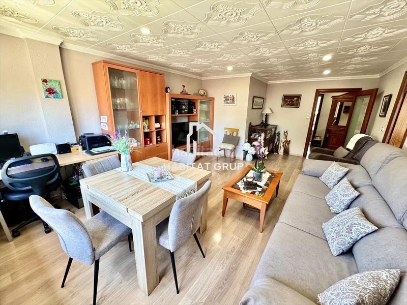 Foto 06f8b212-8a0a-4f30-8f8f-663eac919ffb. Flat with heating in Puigcerdà