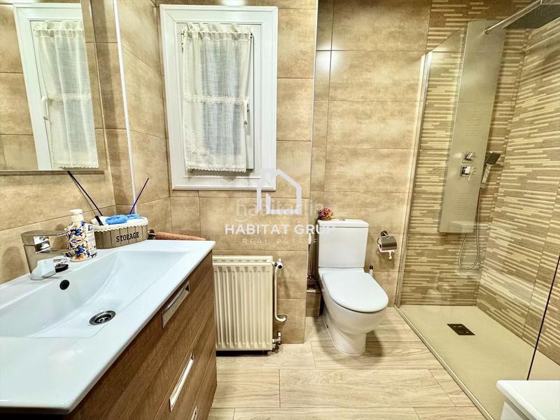 Foto aad6781a-c391-41c1-8d1f-4e3c1ae2e3d9. Flat with heating in Puigcerdà