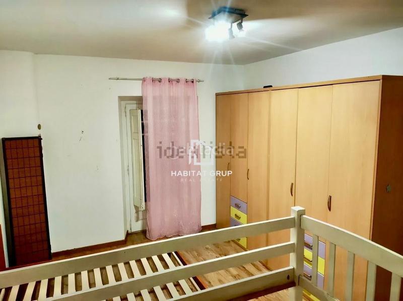 Foto 8ed70f3f-5447-4b29-a6cb-fe5c661035b6. Pis amb calefacció a Centre Figueres