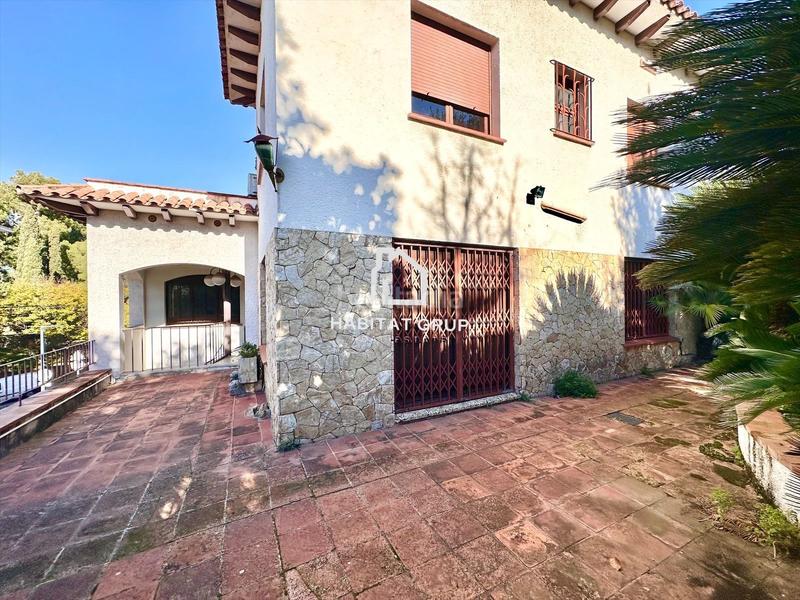 Foto 10c7a0b9-fdea-463e-b25d-1f488d60880a. Casa amb calefacció a Carme - Vistalegre Girona