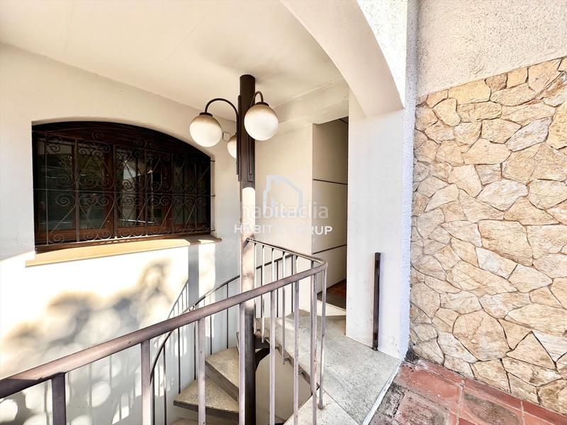 Foto 7e3ed465-9020-4417-a038-7464ef1170dd. Casa amb calefacció a Carme - Vistalegre Girona