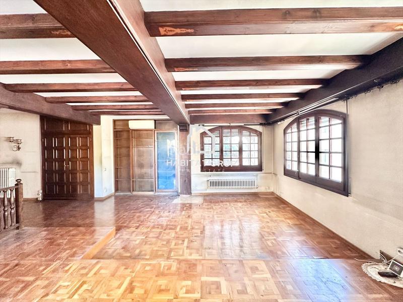 Foto b6256241-a427-4dd6-b90f-09d6e6879916. House with heating in Carme - Vistalegre Girona