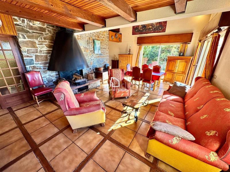 Foto 70cb3c12-ce21-43d1-be44-4d95d3ca13bc. Casa a Llívia