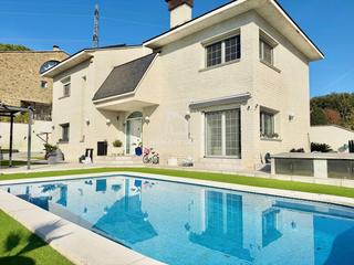 Haus in Palau. Casa en palau