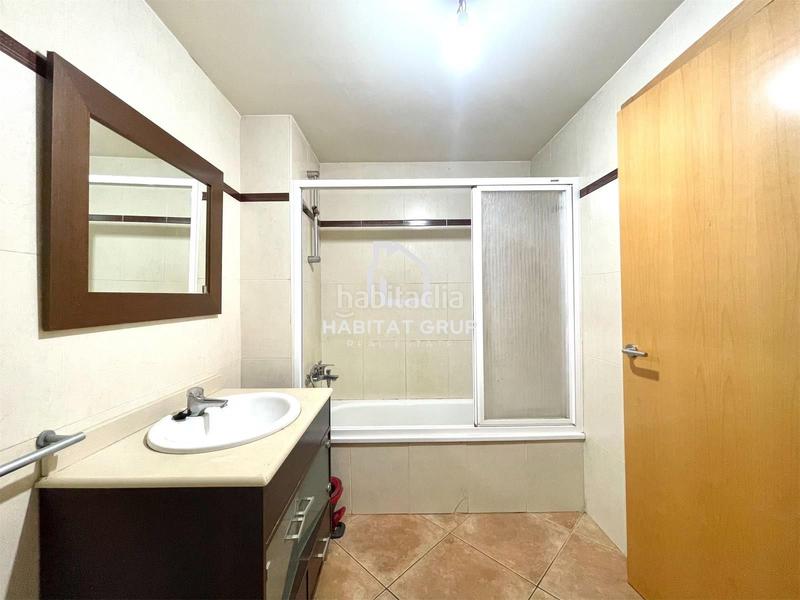 Foto b8332f41-6d0e-4fd1-89b7-7d962ed9446f. Pis amb piscina a Bescanó