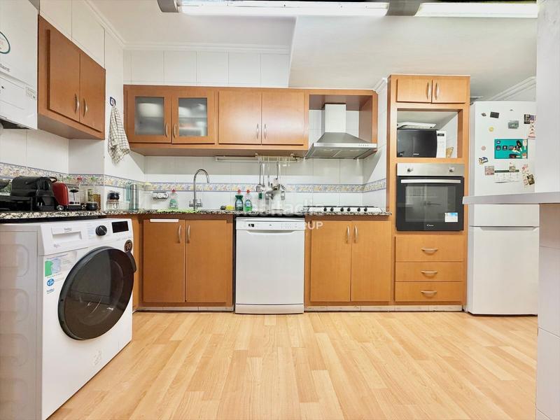 Foto b5cecf5f-3d8b-43c1-85e6-2367ec798133. Pis amb calefacció a Palau Girona