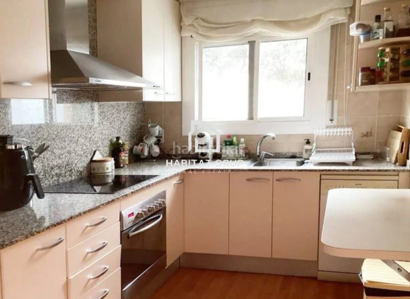 Foto 218f914e-8469-436f-afd2-701d94575517. Casa amb calefacció piscina a Aiguaviva Parc Vidreres