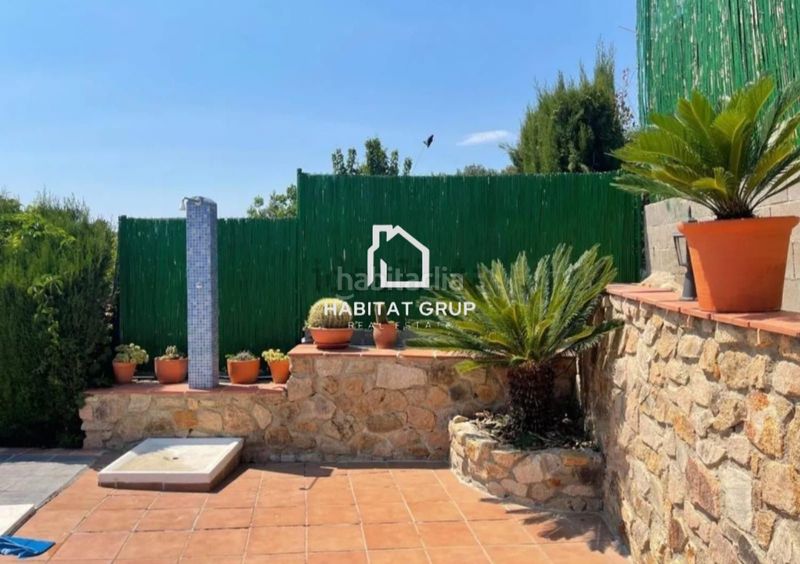 Foto 47d8a2e7-f021-497f-8527-aa867923b2c3. Casa amb calefacció piscina a Aiguaviva Parc Vidreres